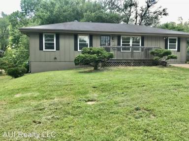 Main picture of 11010 Herrick Ave