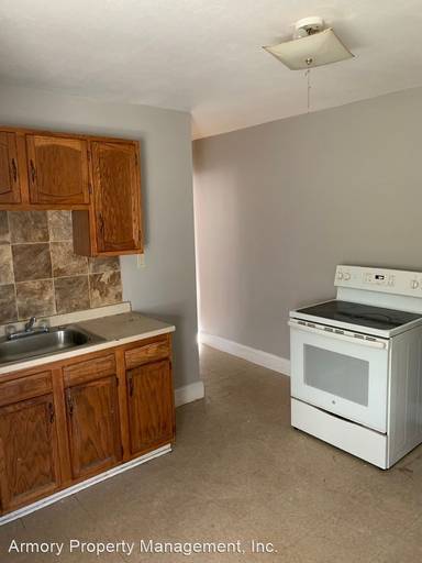 Main picture of 30 Sachem St