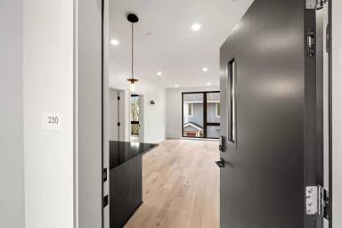 Main picture of 1350 N Watts St