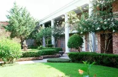Main picture of Three Fountains I