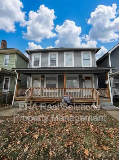 Main picture of 1879 Bruck St