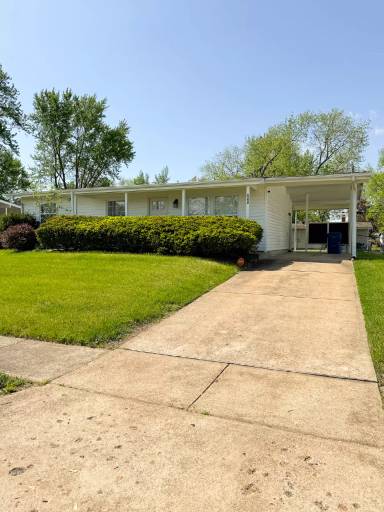 Main picture of 440 Raven Ln