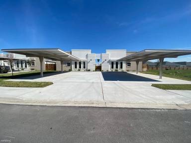 Main picture of 1312 Lore Dr