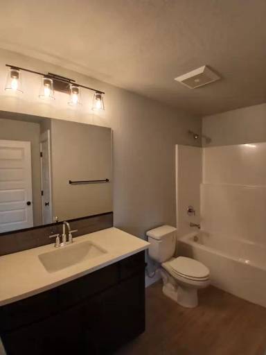 Main picture of 103 Donald St