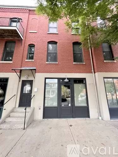 Main picture of 3206 Rue Royale St