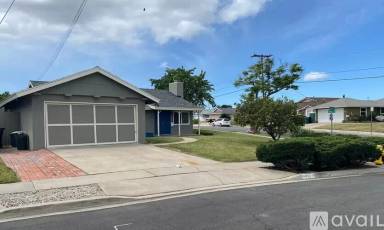 Main picture of 4911 Diane Pl