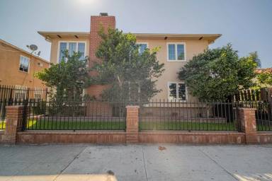 Main picture of 2045 Pine Ave