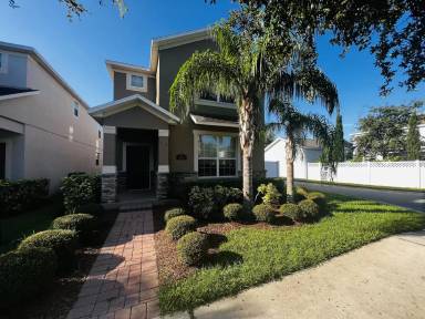 Main picture of 15217 Evergreen Oak Loop