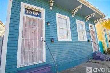 Main picture of 1533 Louisa St