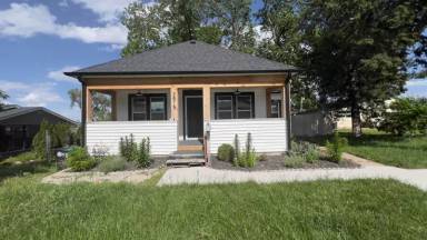Main picture of 3815 S 35th St