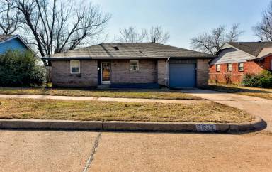 Main picture of 1512 Pinewood Dr