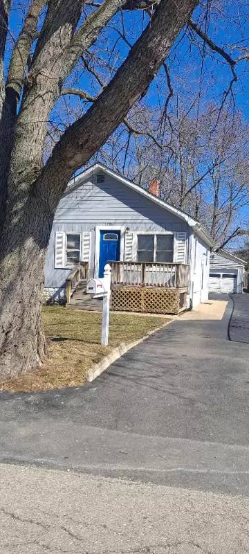 Main picture of 324 Oakview Ave