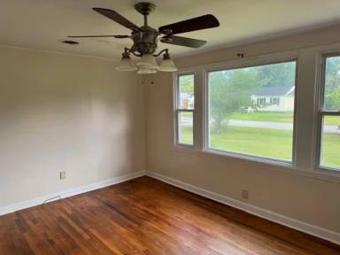 Main picture of 113 Beaufort Dr