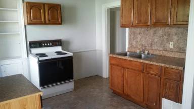 Main picture of 1234 Gillett St