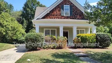 Main picture of 3235 Hiram St