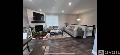 Main picture of 6965 W Locke Pointe Dr NE