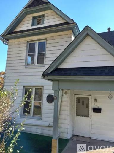 Main picture of 268 Seneca St