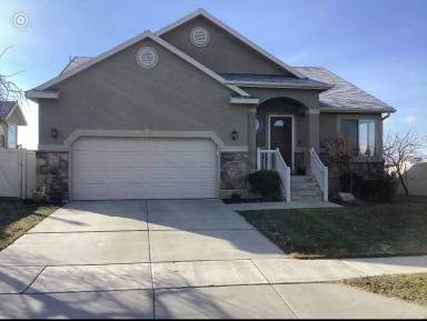 Main picture of 2261 W 2120 N