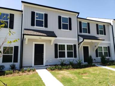 Main picture of 108 S Dorsett St