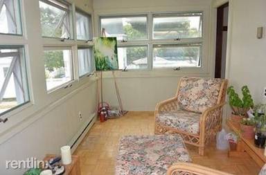 Main picture of 57 Pond St