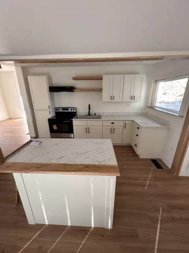 Main picture of 564 Cooper Ave