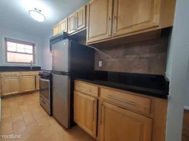 Main picture of 37 Duncan Ave