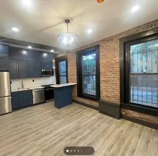 Main picture of 370 Miller Ave