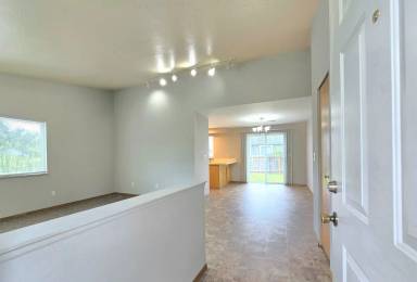 Main picture of 1414 128th Dr NE