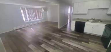 Main picture of 612 7th St S