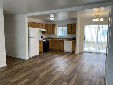 Main picture of 5601 E Beaver Ave
