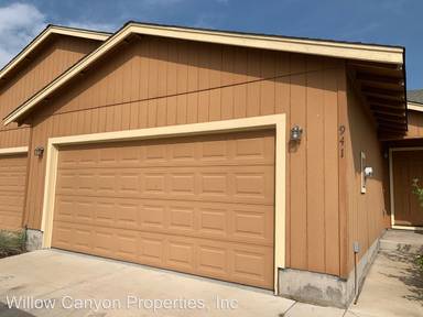 Main picture of 908 SE Kierra Pl