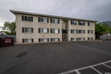 Main picture of 550 W 200 S