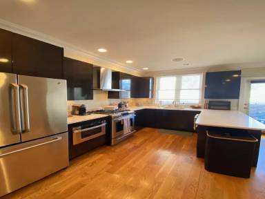Main picture of 108 N St