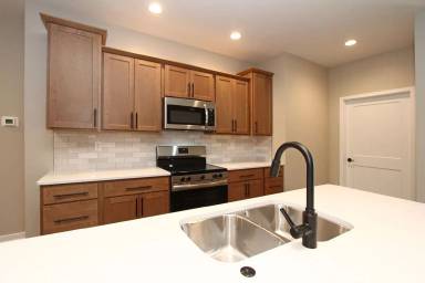 Main picture of 1059 Titan Dr