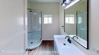 Main picture of 1316 College Ave