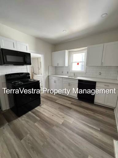 Main picture of 326-328 S 4th St