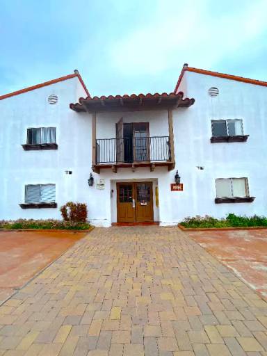 Main picture of 147 Avenida Serra