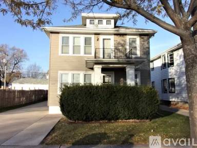 Main picture of 2118 Carlisle Ave