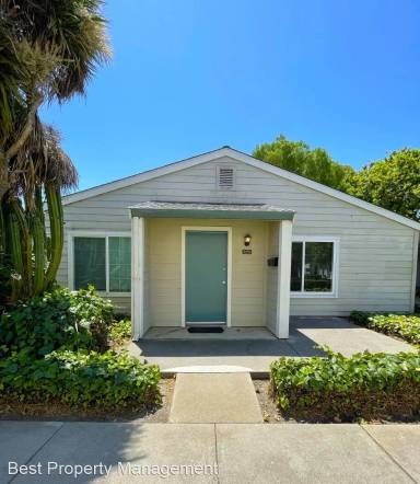 Main picture of 4109 Lunar Way