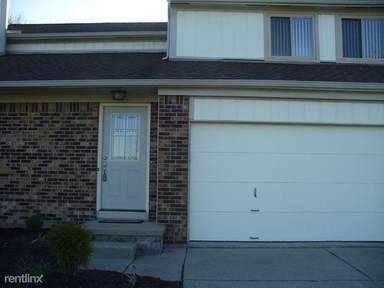 Main picture of 2469 Sutter Pkwy