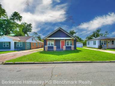 Main picture of 1820 N Park Ave