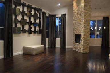 Main picture of 2058 Sutton Way