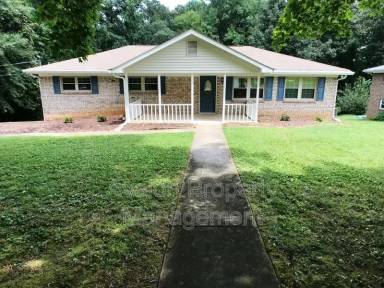 Main picture of 3849 Crestmore Dr NE