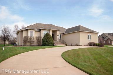 Main picture of 13418 E Birchwood St