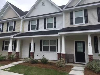 Main picture of 340 Flyway Rd