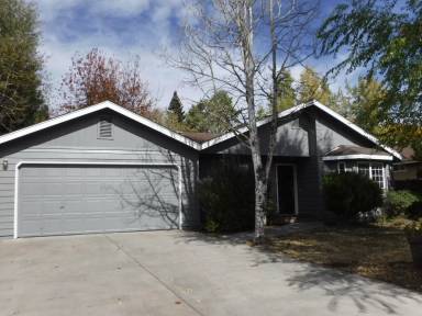 Main picture of 1774 NE Meerkat Ave