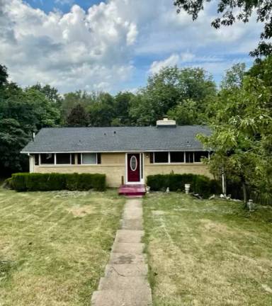 Main picture of 2506 Solon Dr
