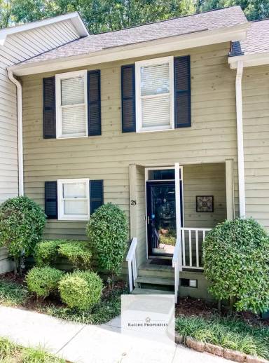 Main picture of 99 Falcon Crest Dr
