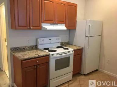 Main picture of 735 Walnut St
