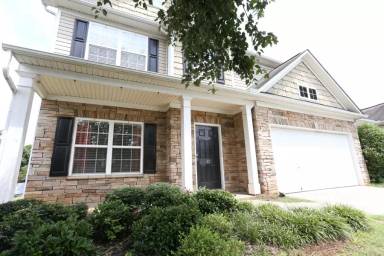 Main picture of 29 Golden Acre Ct